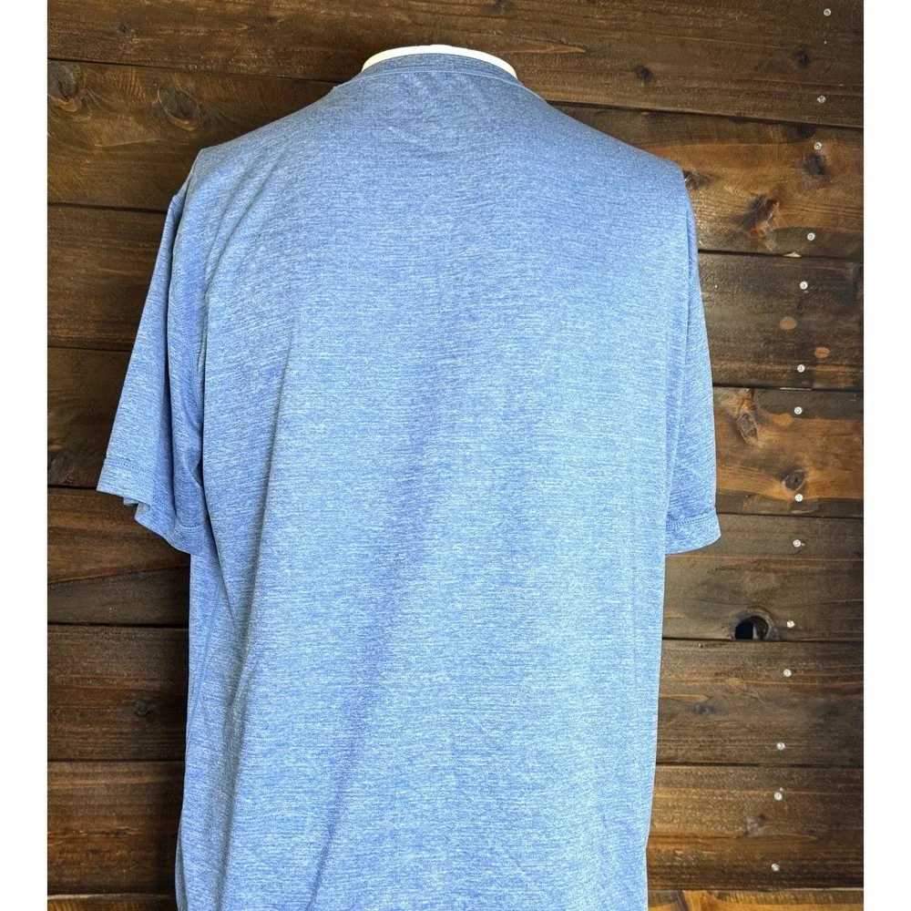 Vuori Tradewind Performance Shirt Mountain Logo Short Sleeve Blue Heather Mens L